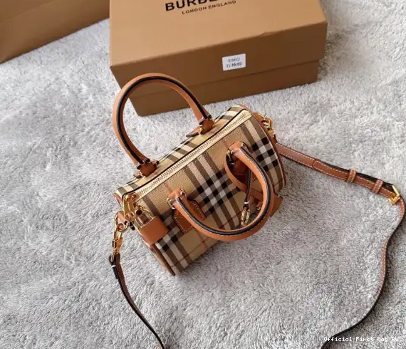 Official First Bag Ru Mini BURBERRY Bag-18.5*11*12CM Bowling Check 0516